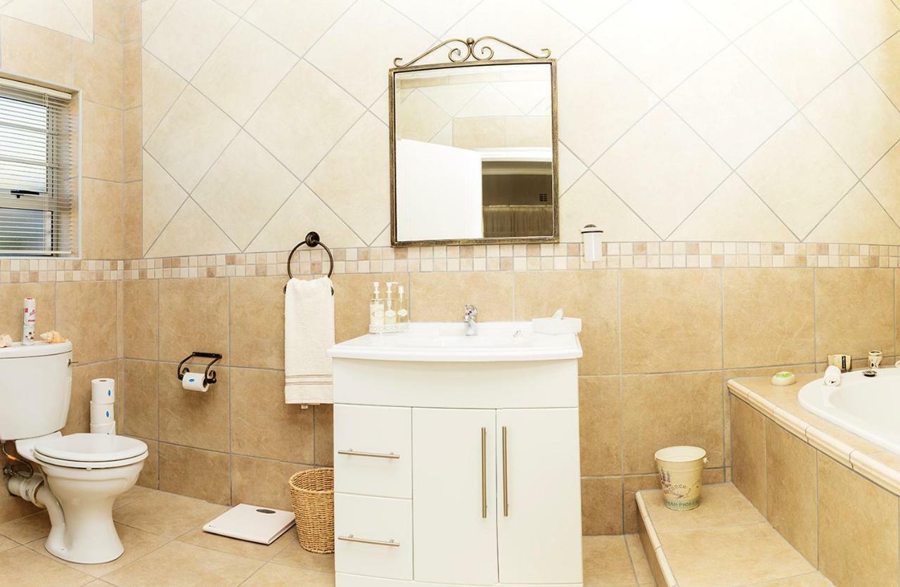 Settle Inn Self Catering Accommodation Colchester Dış mekan fotoğraf