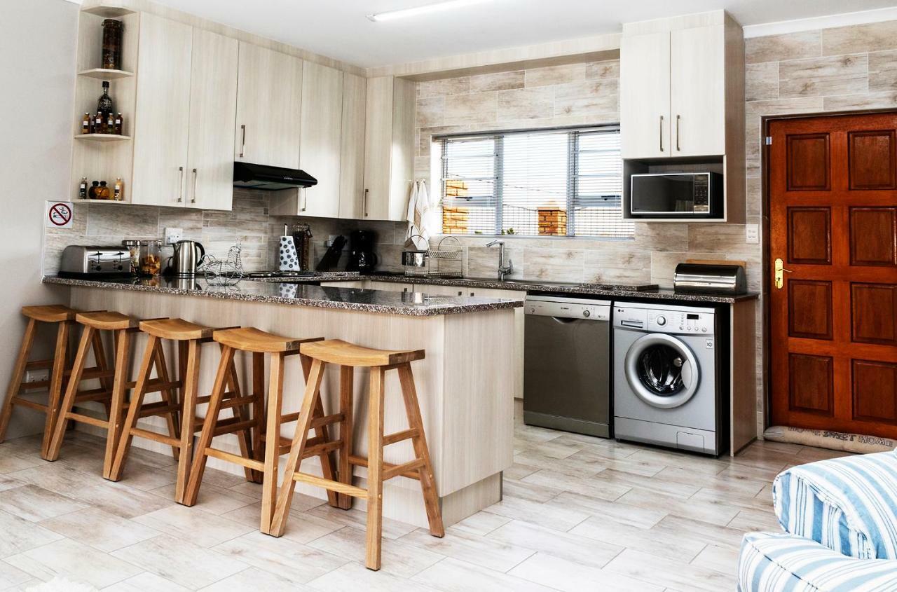 Settle Inn Self Catering Accommodation Colchester Dış mekan fotoğraf